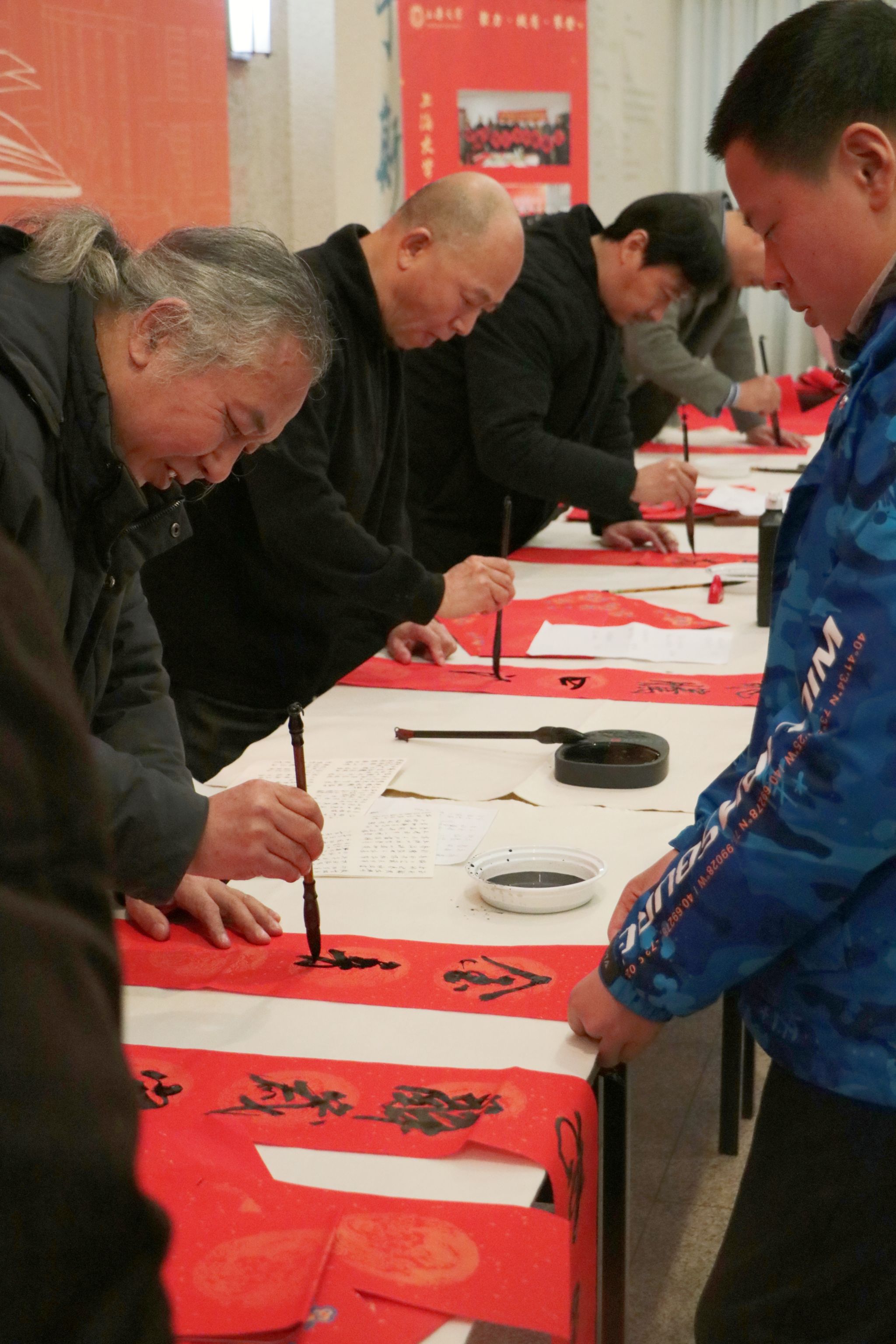 永信贵宾会217举行党委理论学习中心组（扩大）学习会-永信贵宾会217