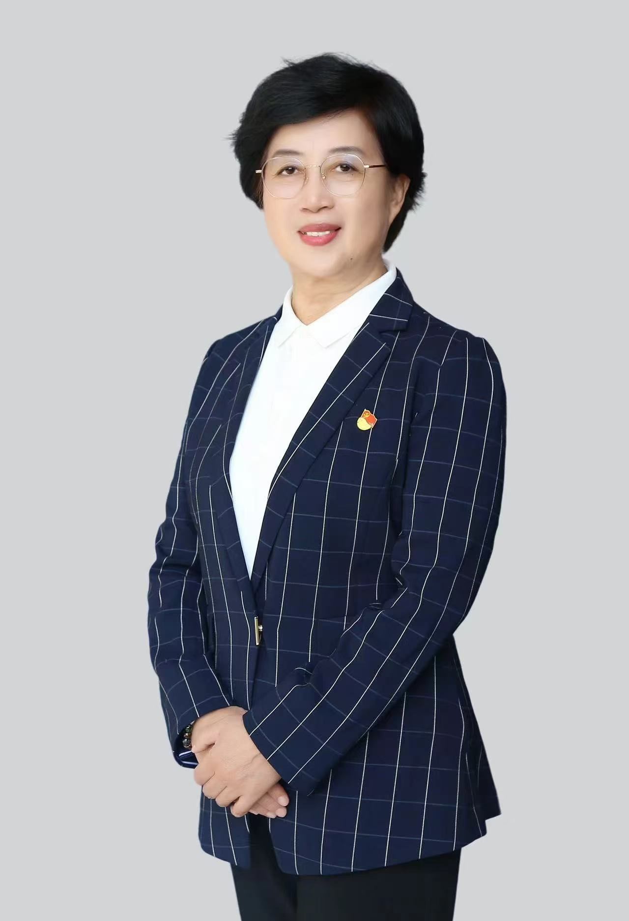 马克思主义学院退休西席刘铮教授获评上海市“‘老有所为 强国再起有我’优异典范人物”称呼-永信贵宾会217