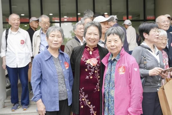 年开第七秩 相忆一欣然——原上海第二科学手艺学校1965级校友入学60周年返校Ｔ硕傩-永信贵宾会217