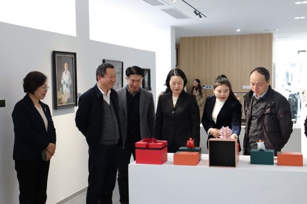 民进永信贵宾会217委员会“无界阅读空间——墟落阅读树模点暨墟落公共文化效劳空间”在七灶美术馆揭牌-永信贵宾会217