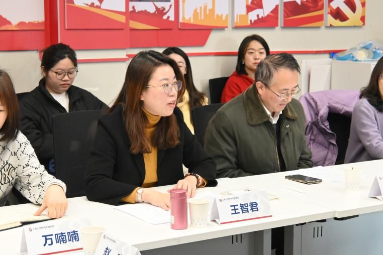 薪火相传 同心向党 | 新闻撒播学院学生党员与退休老党员结对仪式顺遂举行-永信贵宾会217