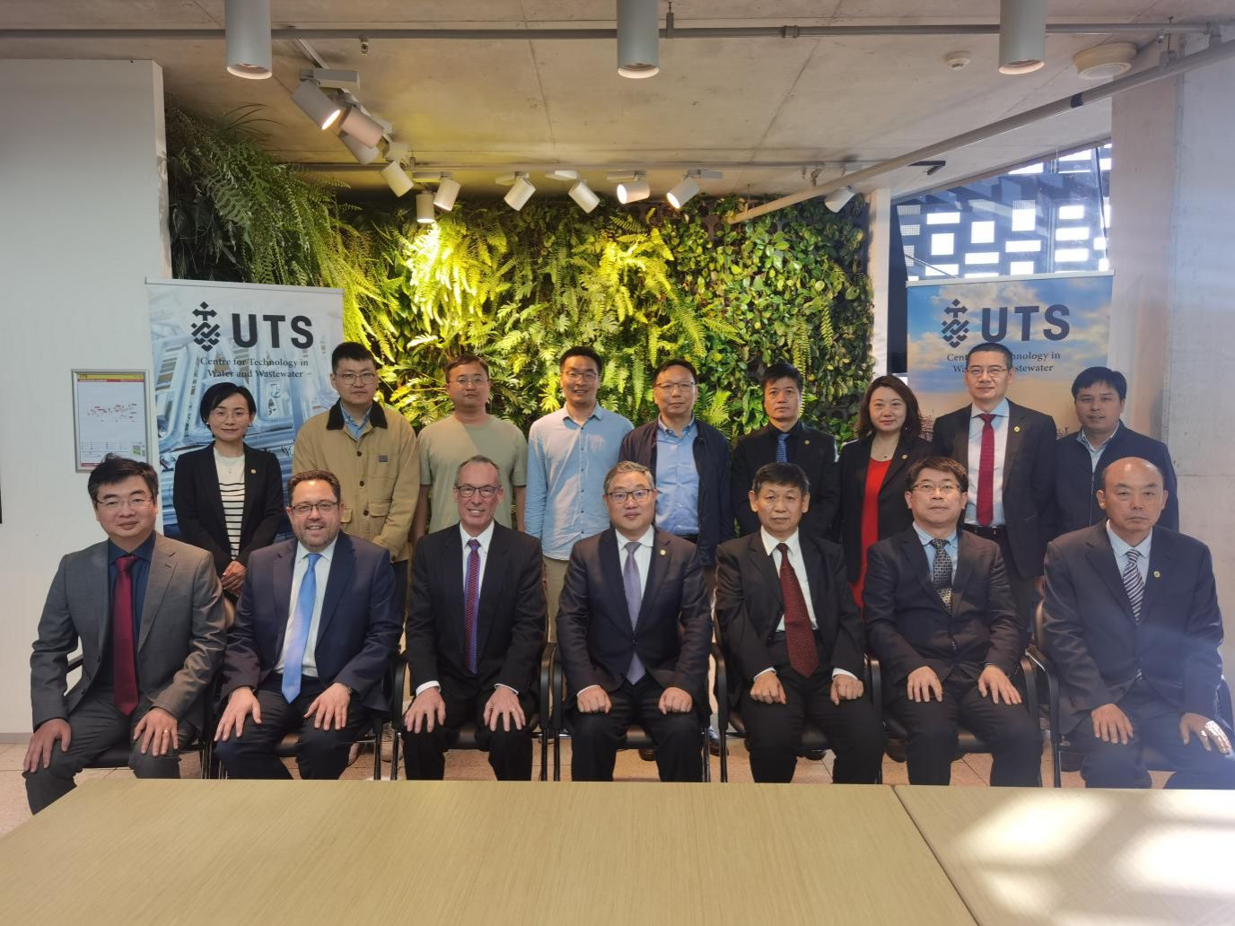 校向导率团赴日本、澳大利亚出席永信贵宾会217外洋人才招聘会并会见相助高校-永信贵宾会217