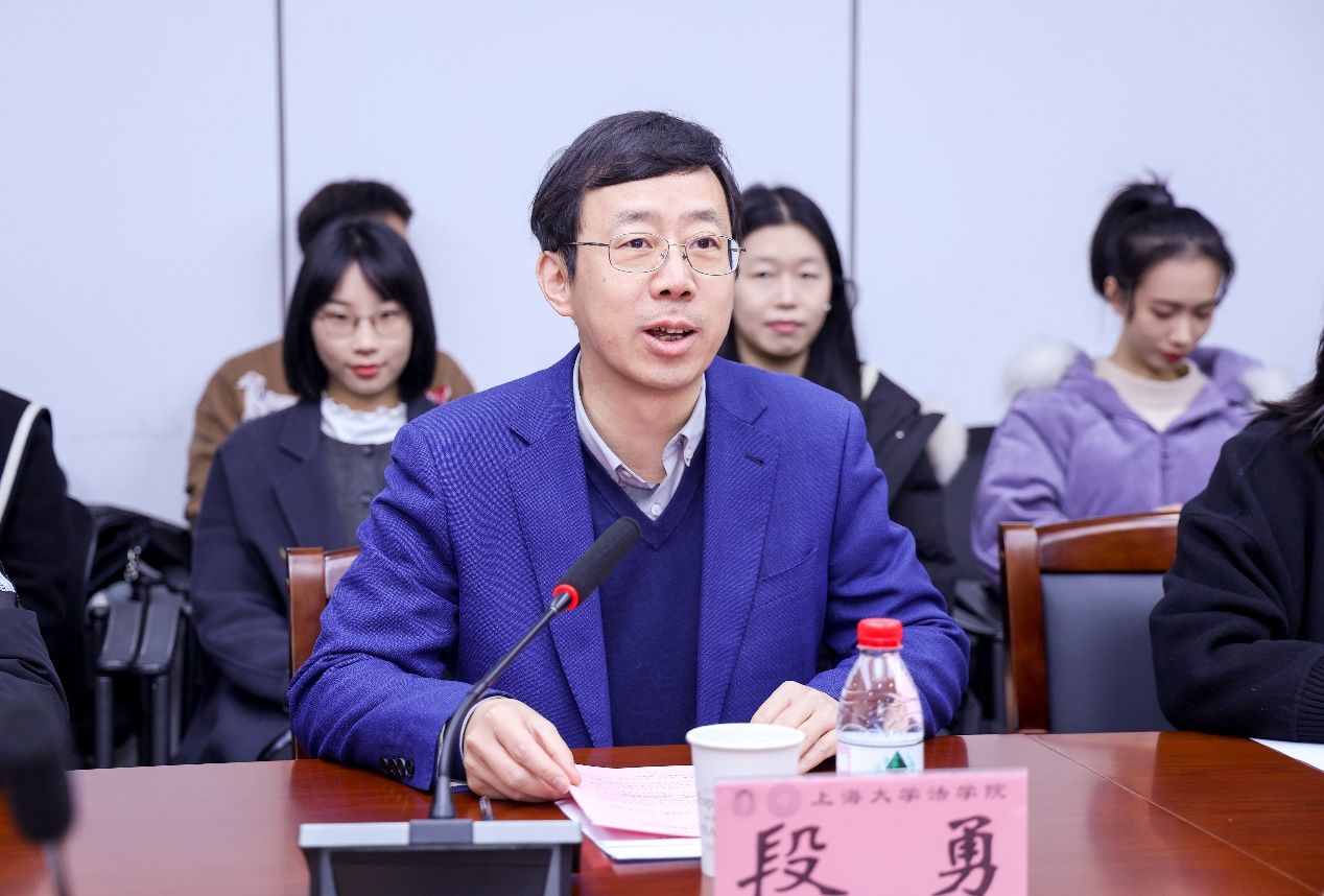 蔡冠深博士与法学院师生座谈交流运动顺遂举行-永信贵宾会217