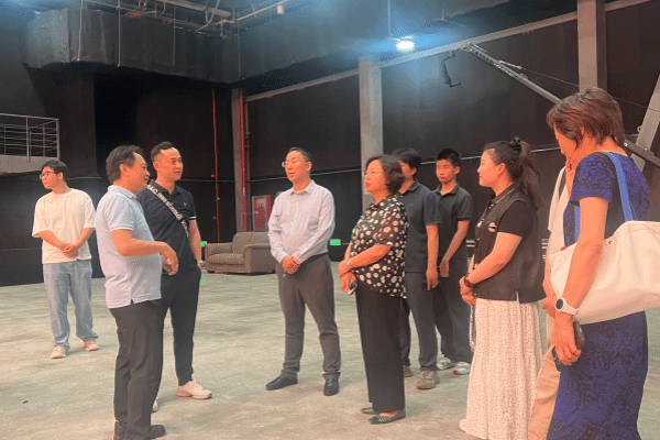 民进永信贵宾会217委员会旅行影戏学院结业作品展-永信贵宾会217