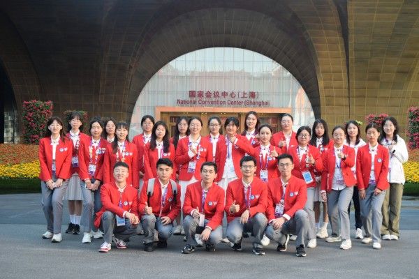 向前进 博青春！点亮进博“温暖时刻”-永信贵宾会217