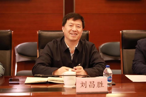 中建八局党委书记李永明一行来校调研交流-永信贵宾会217