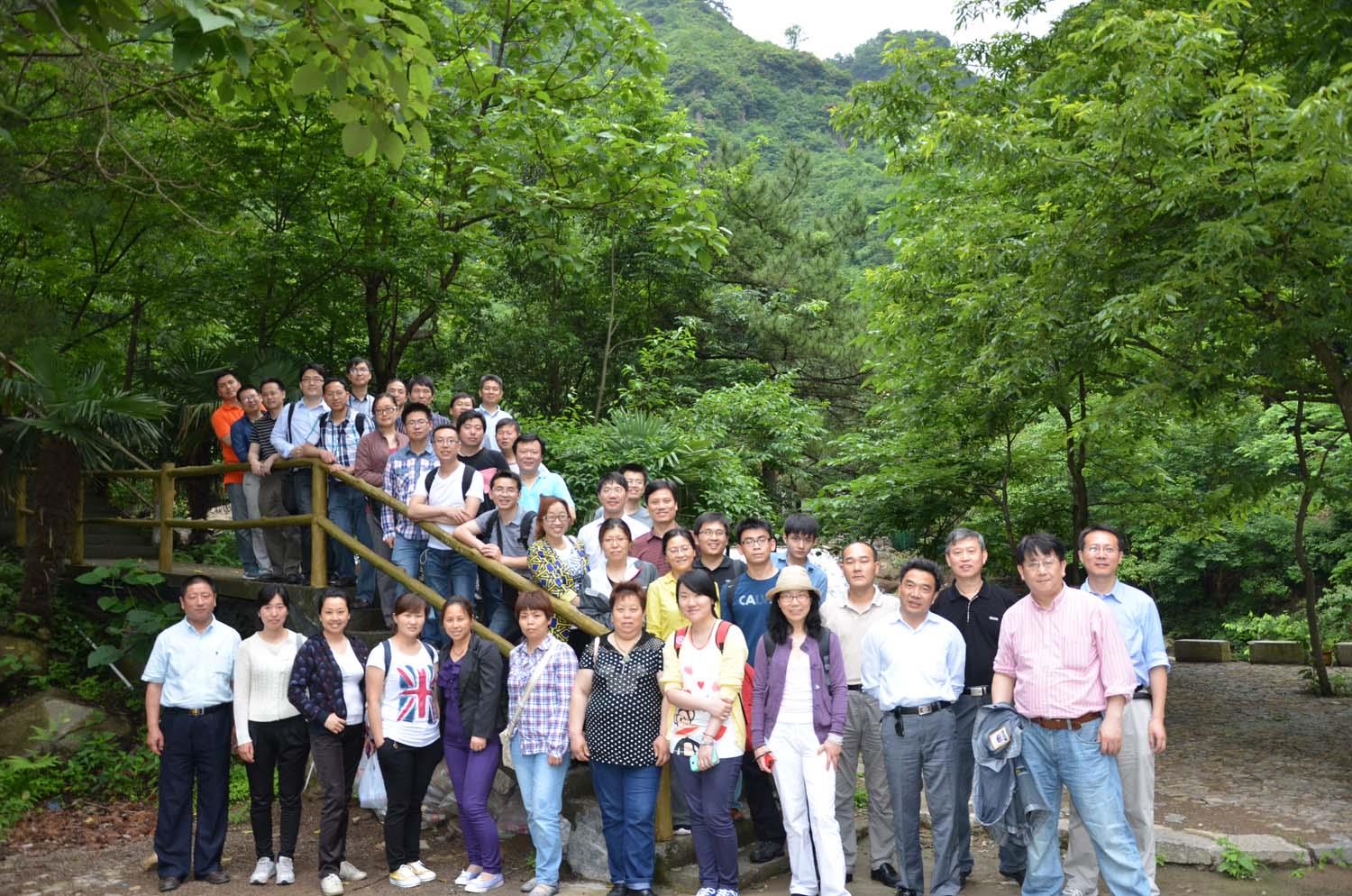 校工会组织教职工献血休养团赴临安休养-永信贵宾会217