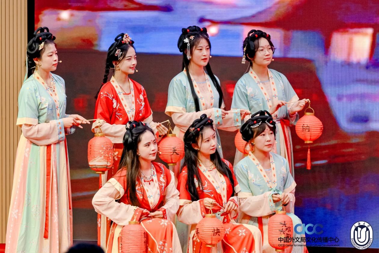 “诗词共美  山海同吟” 2024全球中华诗词吟诵大会暨第八届中华诗词吟诵大会乐成举行-永信贵宾会217