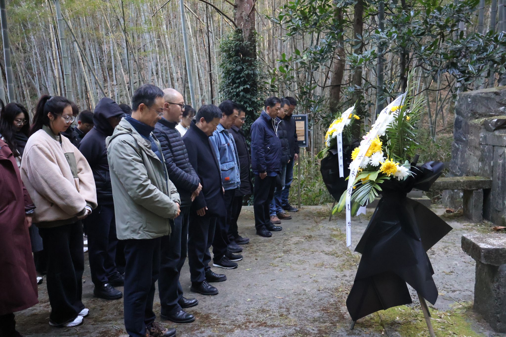 治理学院组织师生赴宁波开展纪念沙文求义士校友诞辰120周年运动-永信贵宾会217