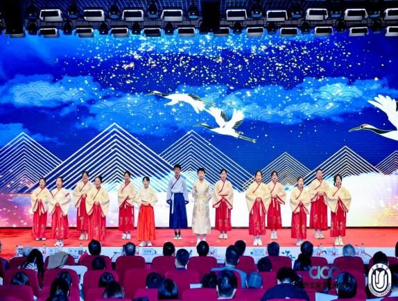 “诗词共美  山海同吟” 2024全球中华诗词吟诵大会暨第八届中华诗词吟诵大会乐成举行-永信贵宾会217