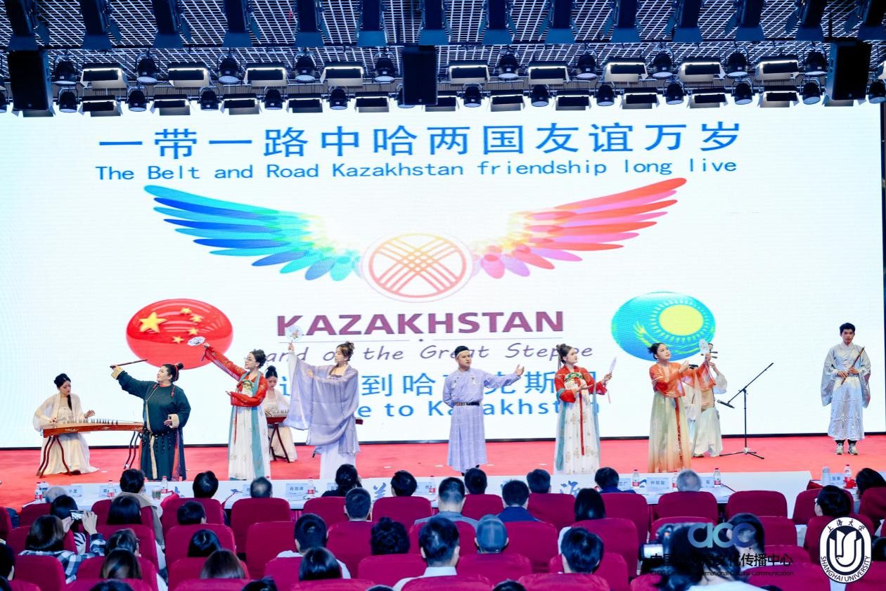 “诗词共美  山海同吟” 2024全球中华诗词吟诵大会暨第八届中华诗词吟诵大会乐成举行-永信贵宾会217