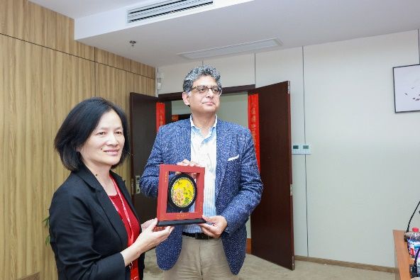 榨取化学武器组织首届人工智能赋能化学清静与安保国际研修班学员一行会见永信贵宾会217-永信贵宾会217