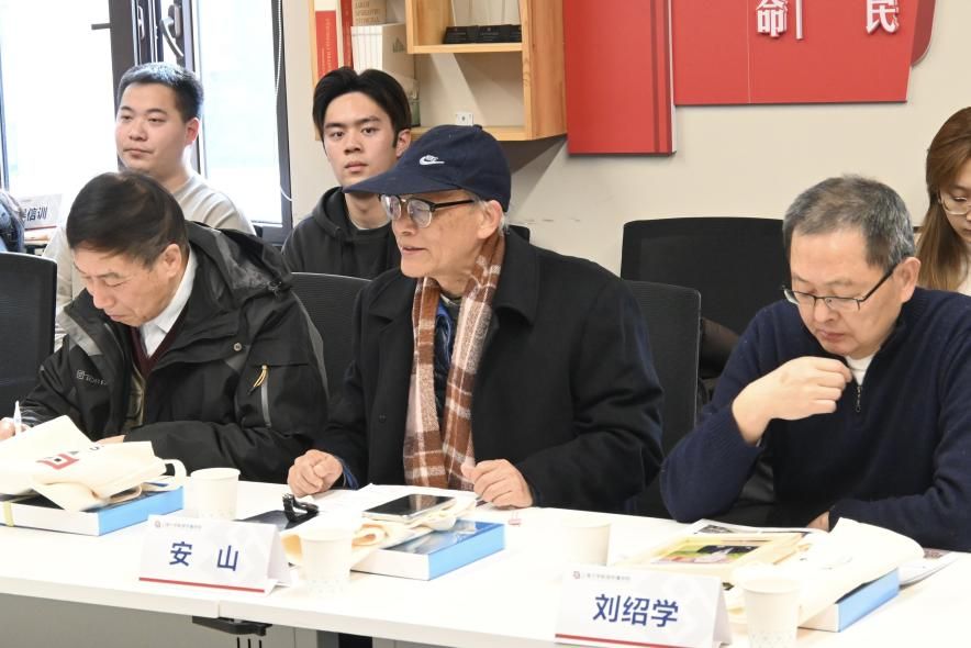 薪火相传 同心向党 | 新闻撒播学院学生党员与退休老党员结对仪式顺遂举行-永信贵宾会217