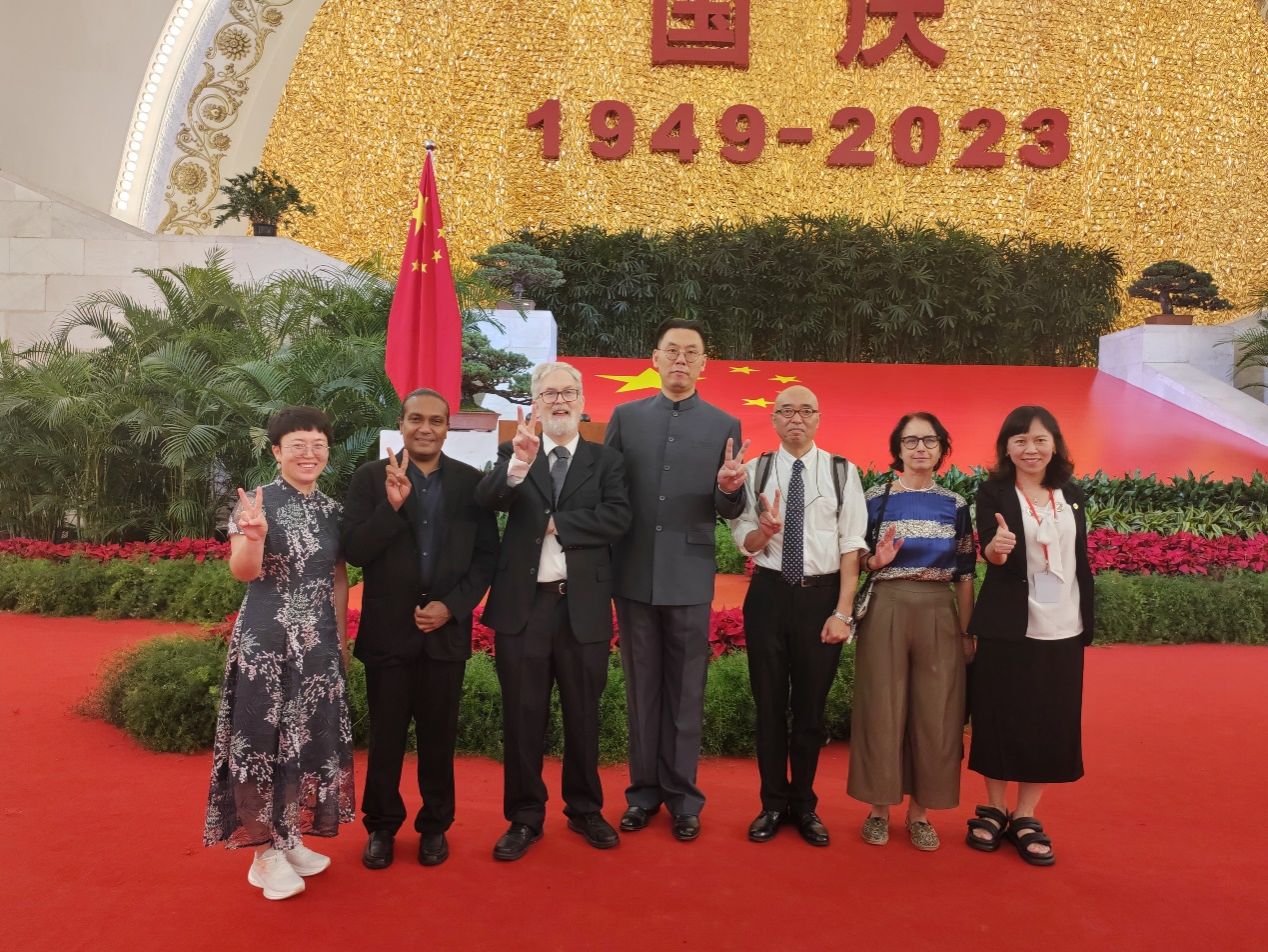 永信贵宾会217外专代表受邀加入国庆政府招待会-永信贵宾会217