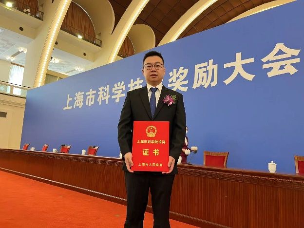 祝贺！质料科学与工程学院3项效果喜获2022年度上海市科学手艺奖-永信贵宾会217