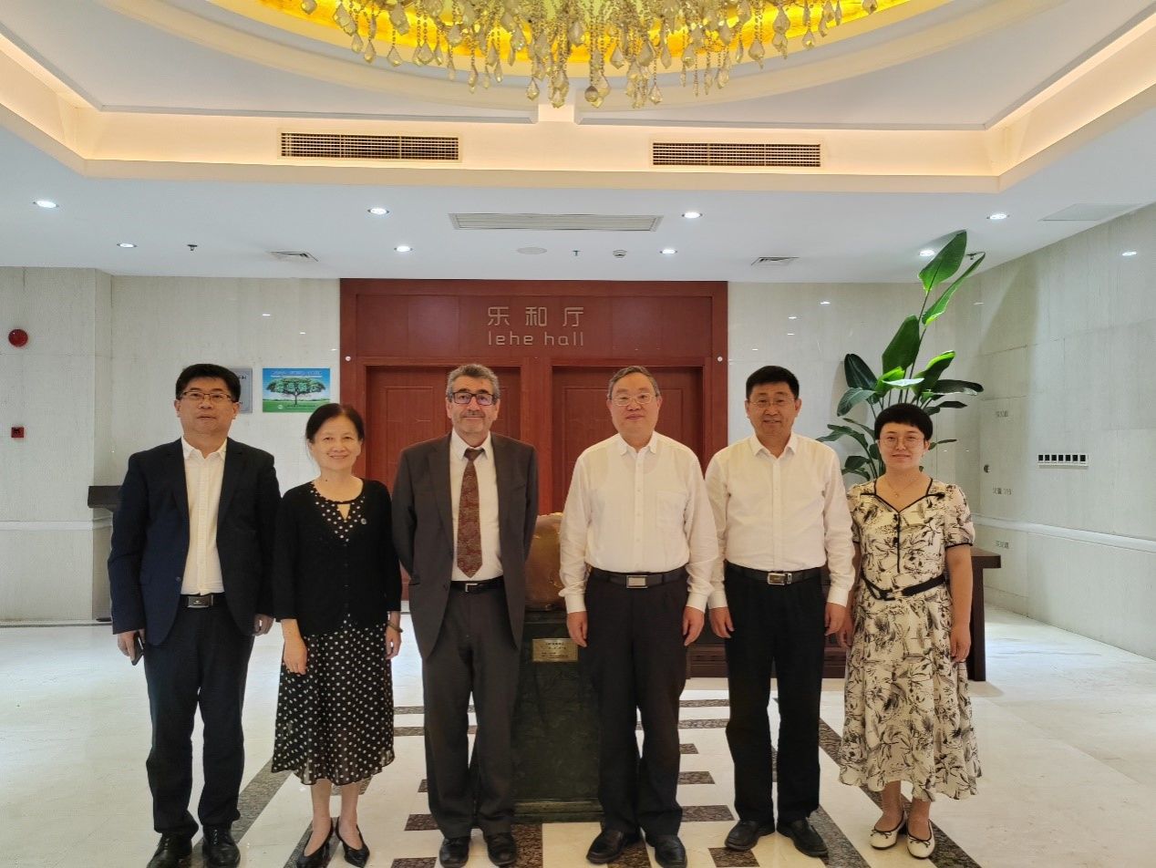 葡萄牙里斯本大学校长会见永信贵宾会217-永信贵宾会217