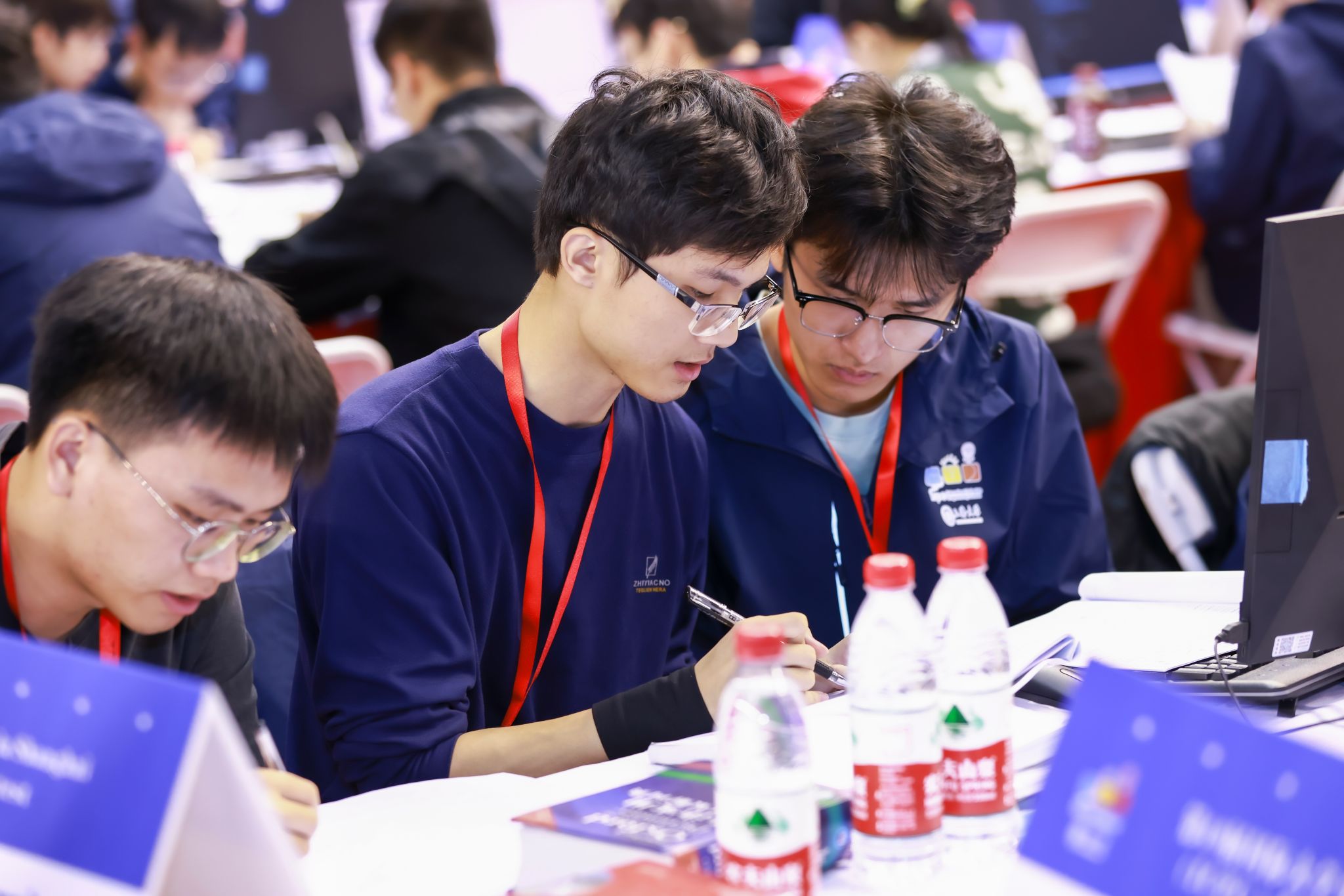 编程能手齐聚永信贵宾会217！第49届ICPC亚洲区域赛（上海）圆满举行！-永信贵宾会217