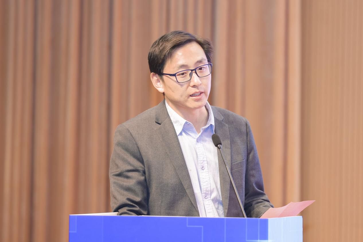 宏嘉书院举行纪念黄宏嘉院士诞辰100周年暨“宏才远志，，，，嘉创未来”宏嘉书院2024年科创节启动仪式-永信贵宾会217