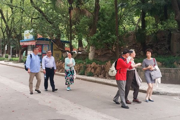 民进永信贵宾会217委员会开展理论学习暨重阳节敬老活动-永信贵宾会217