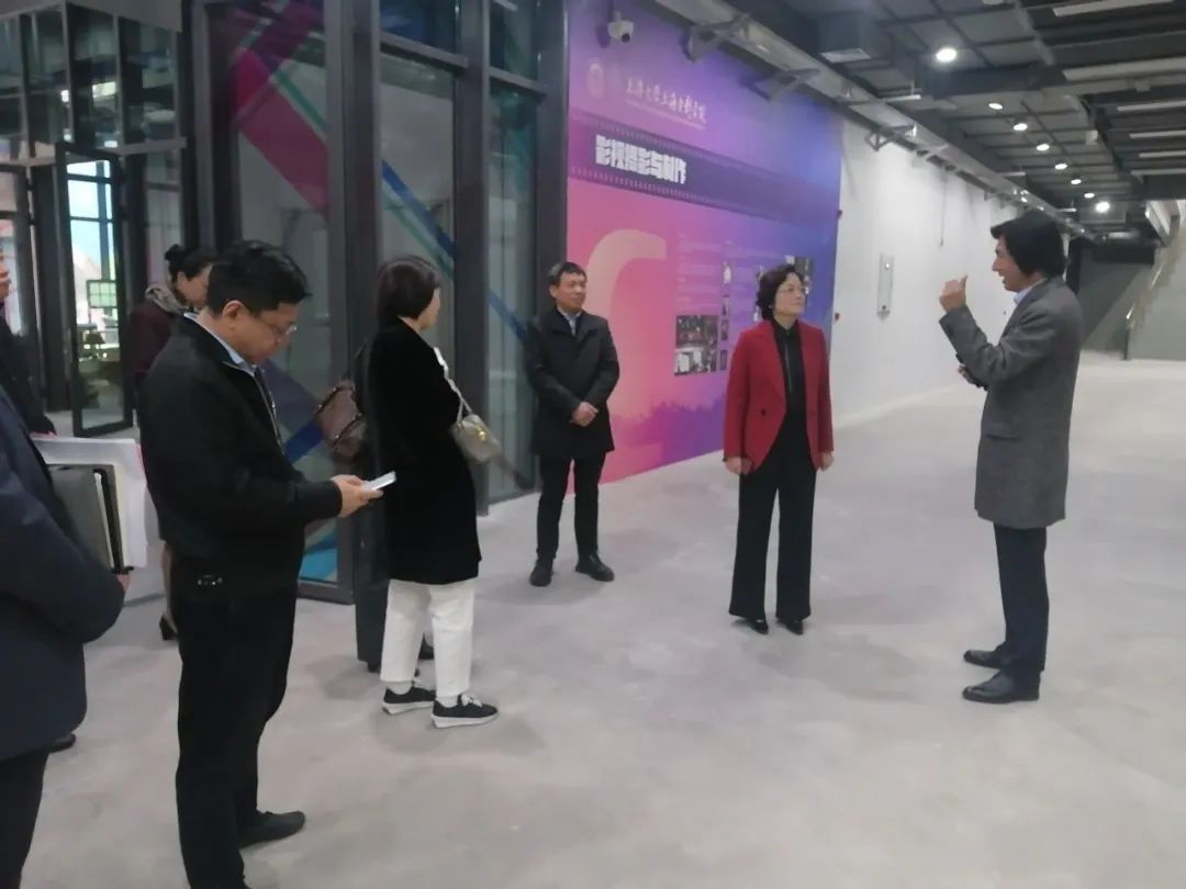 静安区委副书记徐静一行调研上海影戏学院-永信贵宾会217