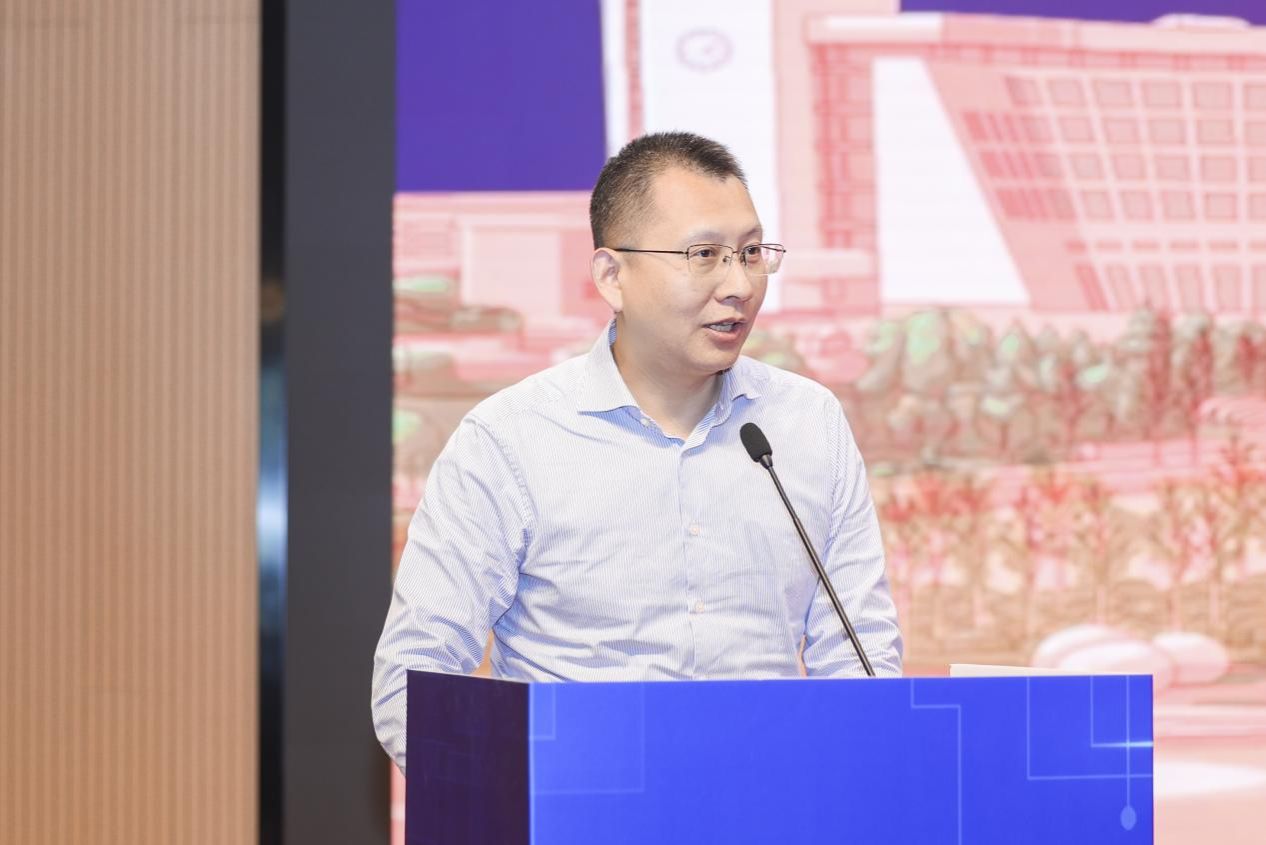宏嘉书院举行纪念黄宏嘉院士诞辰100周年暨“宏才远志，，，，嘉创未来”宏嘉书院2024年科创节启动仪式-永信贵宾会217