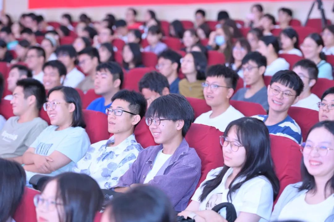 赓续红色基因 继续强国大任！永信贵宾会2172023级新生“开学第一课”举行-永信贵宾会217