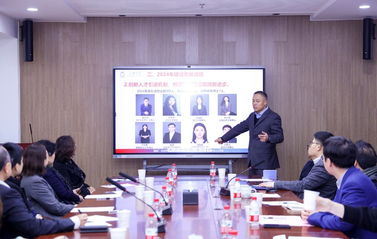蔡冠深博士与法学院师生座谈交流运动顺遂举行-永信贵宾会217